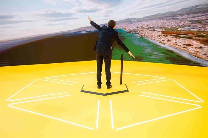 Vueling presenta en Fitur su 'Yellow Academy'.