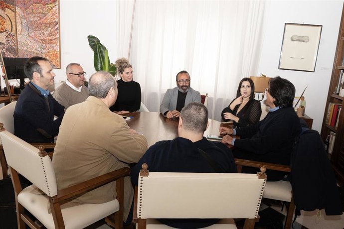 Reunión del presidente de la Diputación de Cáceres, Miguel Ángel Morales, con representantes de CERMI