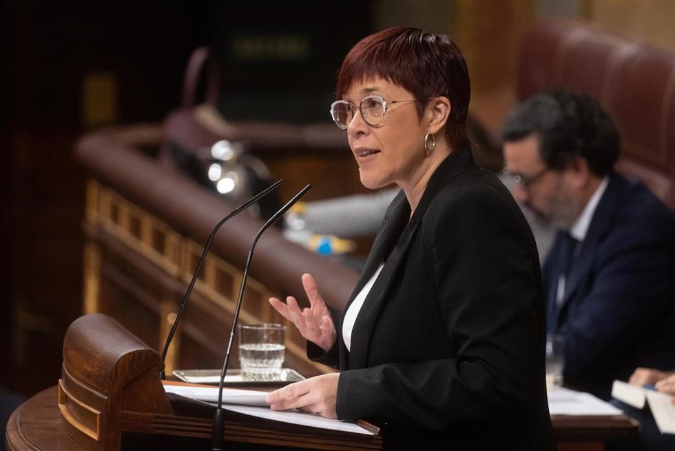 Archivo - La portavoz de Compromís en el Congreso, Águeda Micó, interviene durante una sesión plenaria, en el Congreso de los Diputados, a 27 de noviembre de 2024, en Madrid (España).