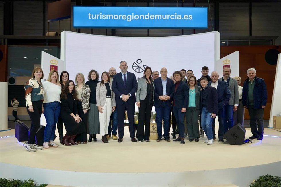 Momento de la presentación de la propuesta turística y cultural del Ayuntamiento de Santomera en Fitur