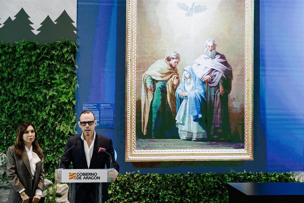 La presidenta de las Cortes de Aragón, Marta Fernández, y el director general de Cultura del Gobierno de Aragón, Pedro Olloqui.