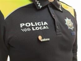 Archivo - Uniforme de la Policía Local de Vitoria 