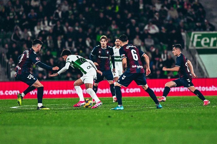 Nico Castro, en un partido con el Elche CF.