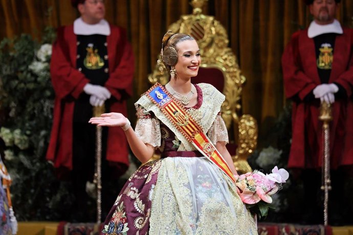 Acto de exaltación de Berta Peiró como fallera mayor de València 2025