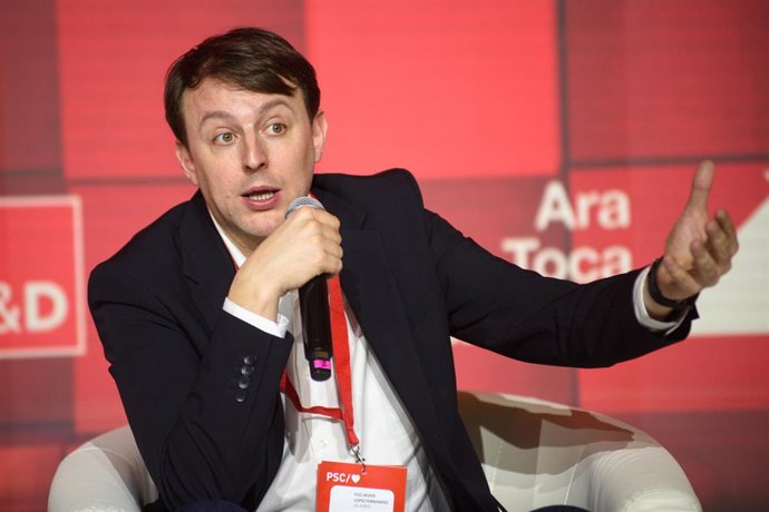 Archivo - El presidente del componente europeo de la Asamblea EuroLat, Javi López, durante la segunda jornada del XV Congreso del PSC, en el Palau de Congressos de Catalunya, a 16 de marzo de 2024, en Barcelona, Catalunya (España). El PSC continúa su 15º 