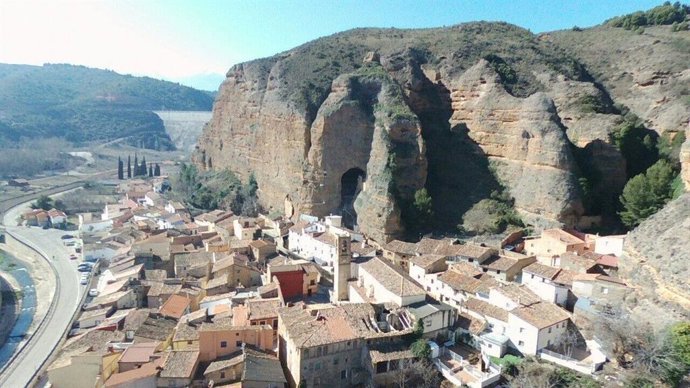Vista de la localidad zaragozana de Los Fayos (Zaragoza).