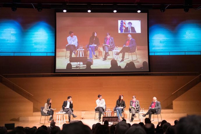 Coloquio sobre el futuro de la ciudad de Girona en la conmemoración de los 2.100 años de su fundación en la época romana