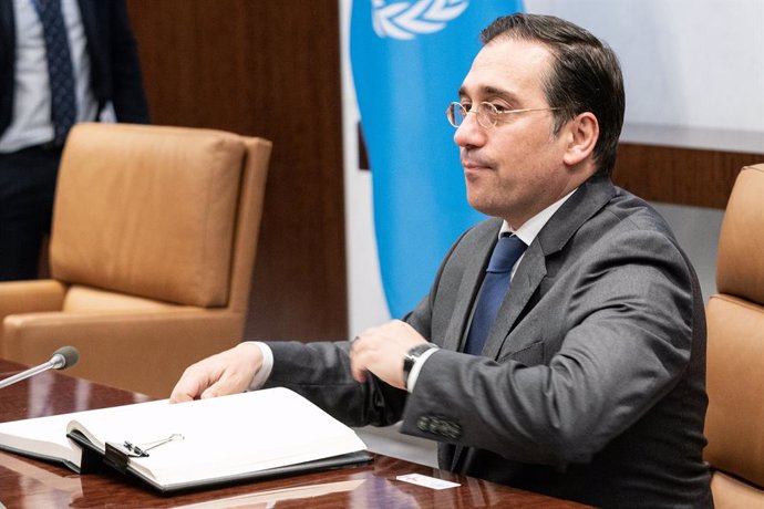 Archivo - February 22, 2023, New York, New York, United States: Secretary-General Antonio Guterres meets with Minister for Foreign Affairs, European Union and Cooperation, Spain Jose Manuel Albares Bueno at UN Headquarters.