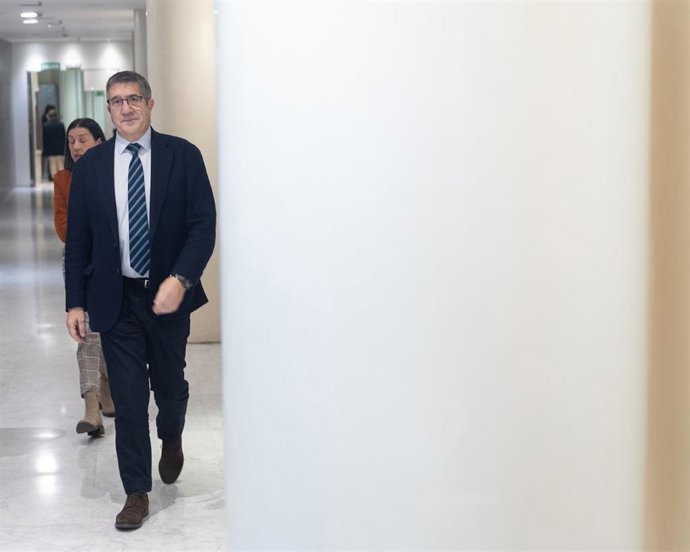 Archivo - El portavoz del PSOE en el Congreso, Patxi López, en imagen de archivo.