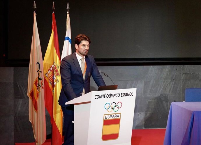 Javier Hernanz, reelegido como presidente de la Real Federación Española de Piragüismo