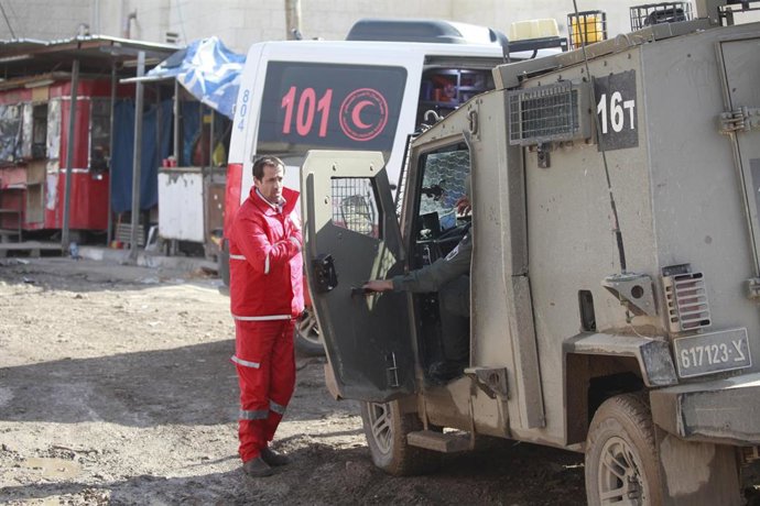 Ambulancia de la Media Luna Roja Palestina en Yenín, Cisjordania