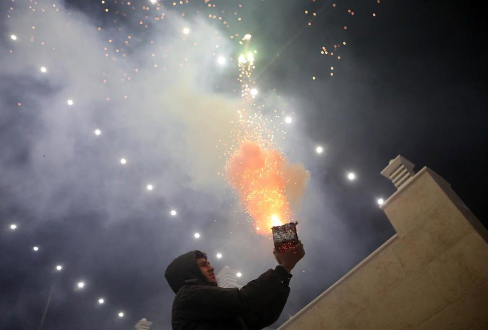 Un exprisionero palestino celebra su liberación en la ciudad cisjordana de Hebrón 