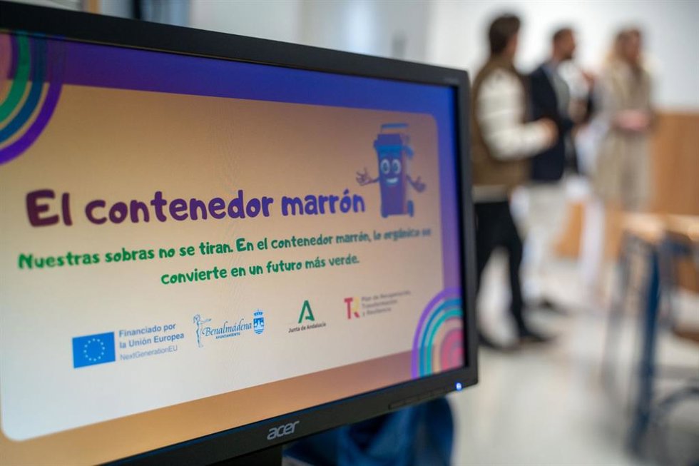 El alumnado de los centros escolares del municipio es el primer destinatario de esta campaña.