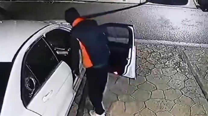 Robo de un coche en Vila-seca (Tarragona)