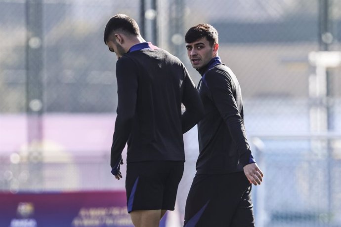 Pedri en un entrenament del FC Barcelona