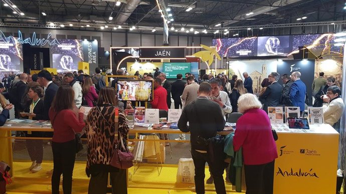 La Diputación de Jaén valora la promoción del potencial natural, oleoturístico y gastronómico.