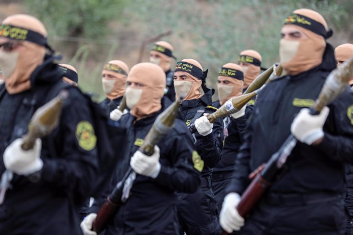 Archivo - October 4, 2023, Gaza City, The Gaza Strip, Palestine: Palestinian militants of the Islamic Jihad movement participate in an anti-Israel military parade marking the 36th anniversary of the movement's foundation in Gaza City, October 4, 2023.