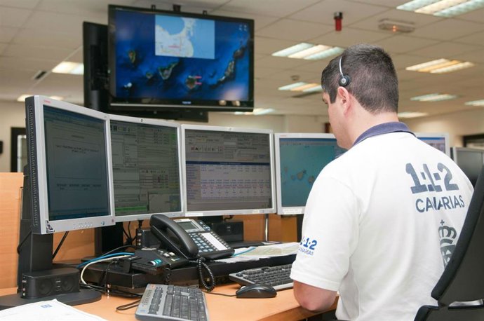 Archivo - Sala operativa 1-1-2 Canarias