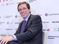 Martínez-Almeida, pletórico tras anunciar su próxima paternidad junto a Teresa Urquijo: "Es una felicidad completa"