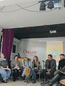 Isabel Paredes en las jornadas de formación sobre Comunidades de Aprendizaje de Fedapa en Jerez.