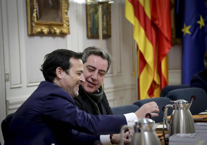 Diputados de Vox en la junta de síndics en Les Corts