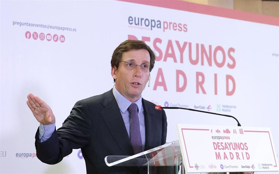 El alcalde de Madrid, José Luis Martínez-Almeida, durante un Desayuno Madrid de Europa Press, en el Hotel Hyatt Regency Hesperia, a 27 de enero de 2025, en Madrid (España).