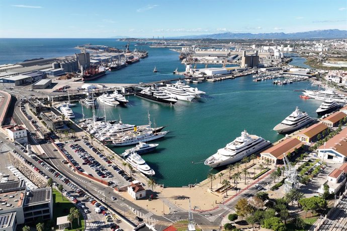 Archivo - Vista general del Port de Tarragona