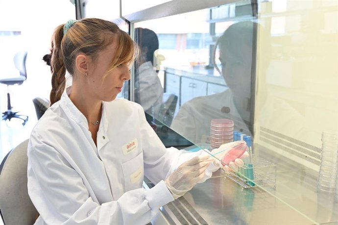 Investigadora de Ainia