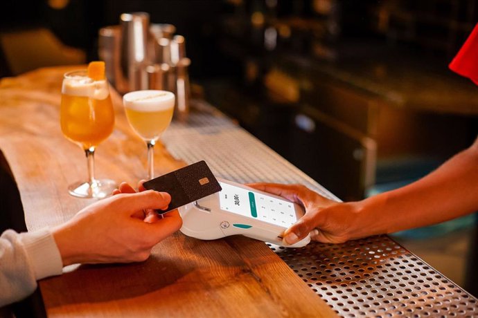 Archivo - Radiografía sobre pagos digitales para el sector Horeca español de Dojo y Mastercard