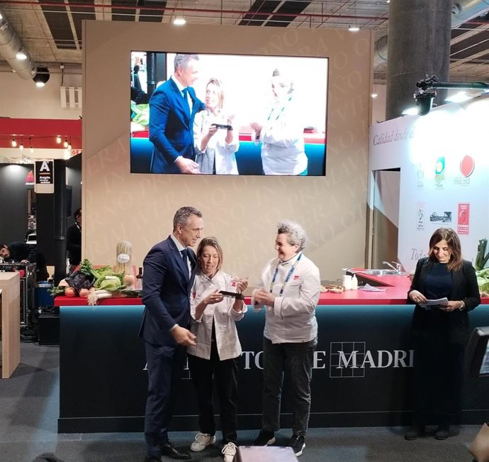 La chef Xandra Luque se convierte en Madrid Fusión en nueva embajadora de los alimentos de la Comunidad de Madrid