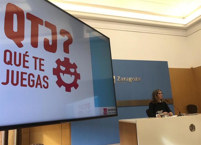 La Consejera Municipal De Políticas Sociales Del Ayuntamiento De Zaragoza, Marian Orós, Explica El Programa "¿Qué Te Juegas?" De Prevención Del Juego Online Entre Adolescentes
