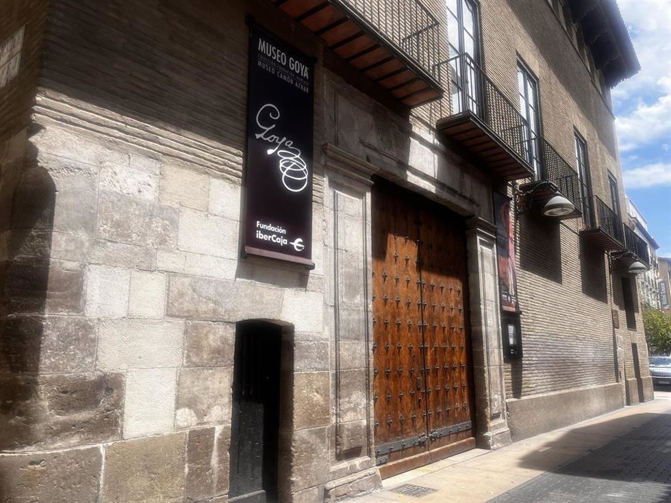 Archivo - Estado actual del acceso al Museo Goya de la Fundación Ibercaja, por la calle Espoz y Mina, cuyo acceso principal cambiará tras la reforma para abrirse a la plaza del Pilar.