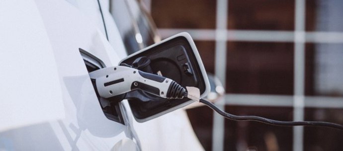 Archivo - Vehículo eléctrico.