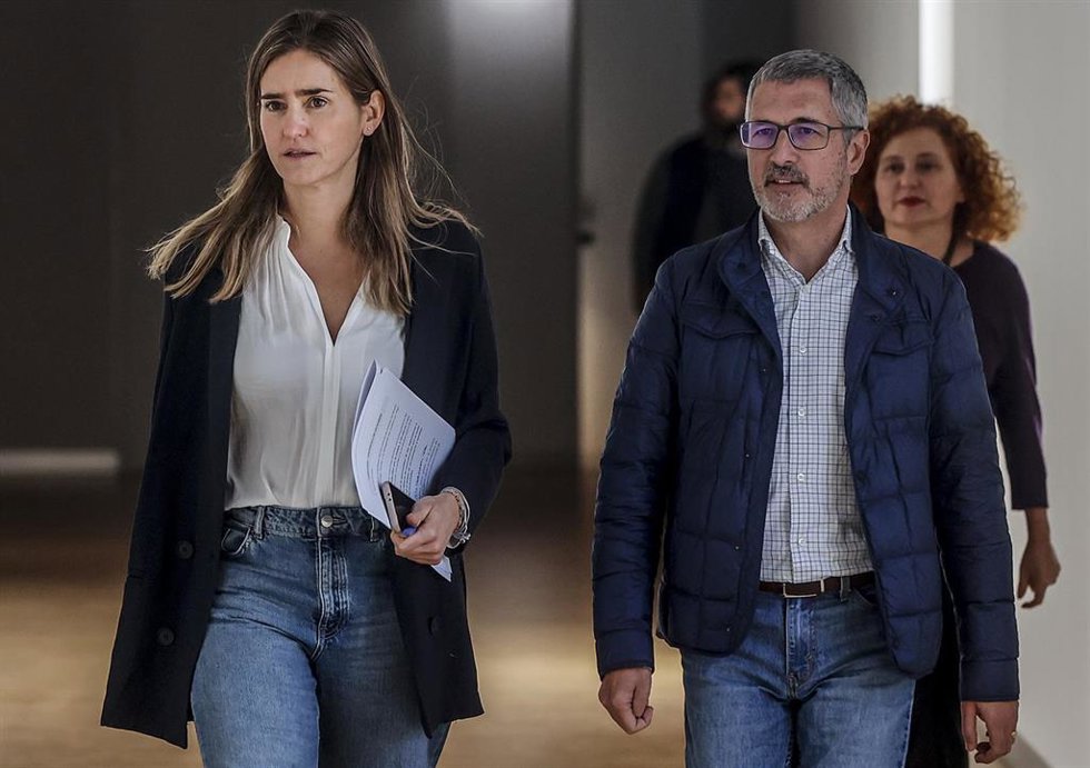 Archivo - La ministra para la Transición Ecológica y el Reto Demográfico, Sara Aagesen, y el secretaroio de Estado de Medio Ambiente, Hugo Morán, a su llegada a una rueda de prensa, en la sede de la Delegación del Gobierno en la Comunidad Valenciana, a 