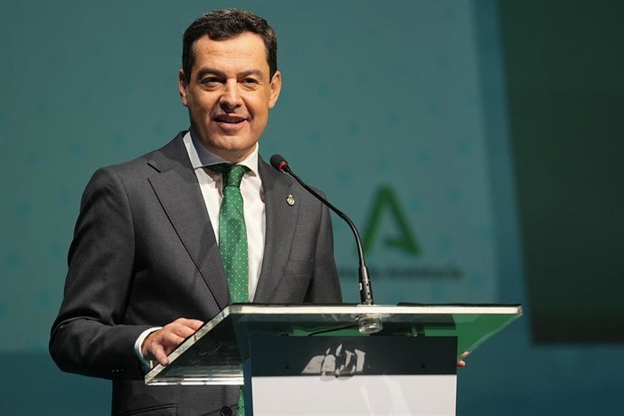 Archivo - El presidente de la Junta de Andalucía, Juanma Moreno
