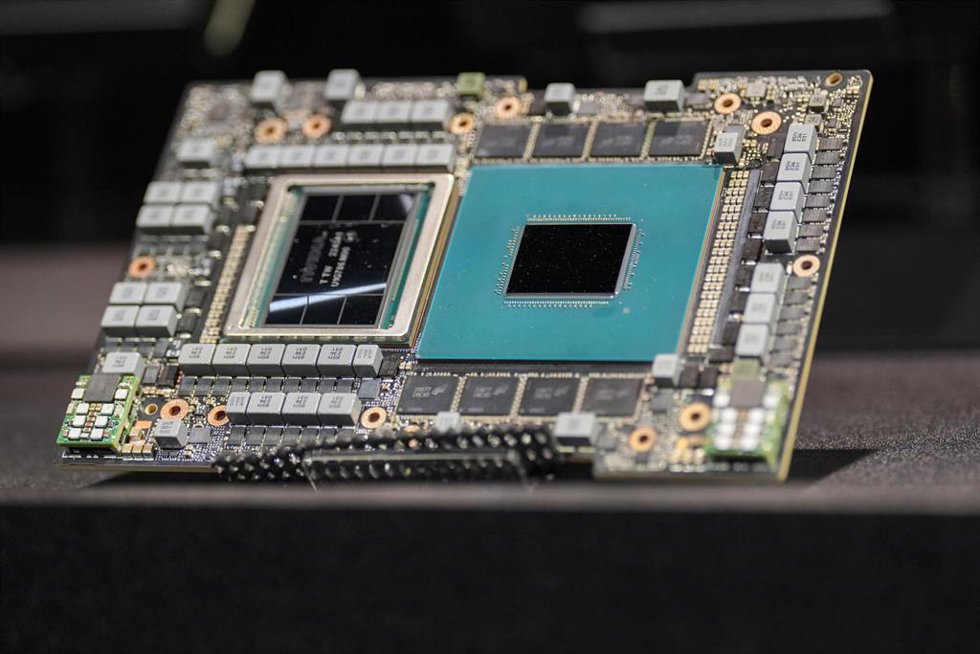 Archivo - 29 May 2023, Taiwan, Taipei: The Grace Hopper superchip is seen during Nvidia president and CEO Jensen Huang's speech at COMPUTEX Taipei. The COMPUTEX 2023 runs from 30 May to 02 June 2023. Photo: Walid Berrazeg/SOPA Images via ZUMA Press Wire