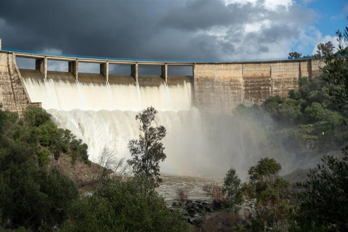 Imágenes del desembalse del Gergal. A 23 de enero de 2025 en Guillena, Sevilla (Andalucía, España).