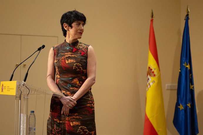 La ministra de Inclusión, Seguridad Social y Migraciones, Elma Saiz, ofrece una rueda de prensa, en el Ministerio de Inclusión, Seguridad Social y Migraciones, a 9 de enero de 2025, en Madrid (España). 