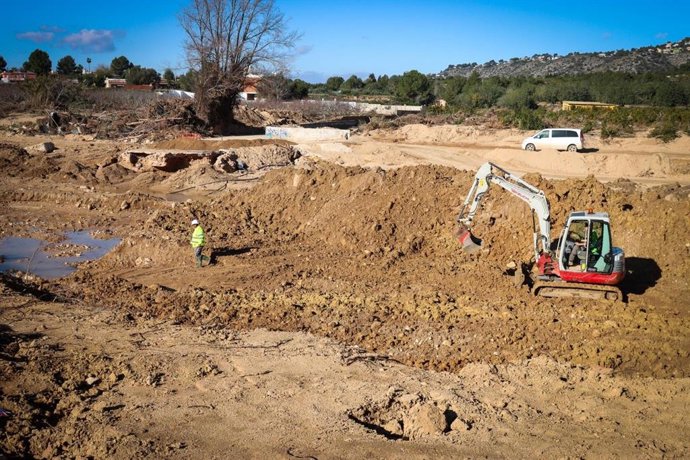 Recuperación de caminos en Torrent (Valencia) tras la dana
