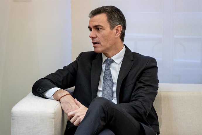 El presidente del Gobierno, Pedro Sánchez, durante una reunión, en el Complejo de la Moncloa, a 27 de enero de 2025, en Madrid (España).Rutte se reúne por primera vez con Sánchez  en España después de que fuera elegido el pasado mes de octubre, con el pre