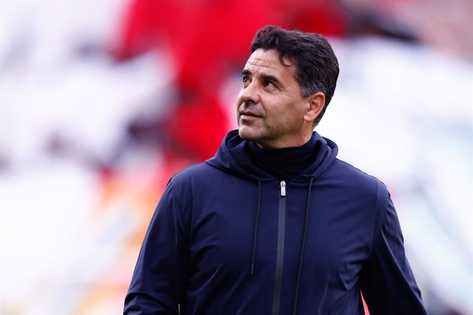 Miguel Angel "Michel" Sanchez, head coach of Girona FC, looks on during the Spanish League, LaLiga EA Sports, football match played between Rayo Vallecano and Girona FC at Estadio de Vallecas on January 26, 2025, in Madrid, Spain.