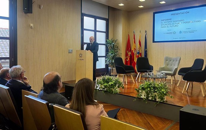 El director general del Grupo San Valero, César Romero, ha sido el encargado de dar la bienvenida a los asistentes a la jornada.