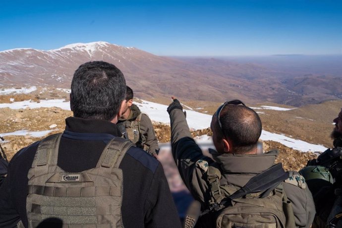 Imagen de archivo de militares israelíes en el monte Hermón, en la zona de amortiguación con Siria.