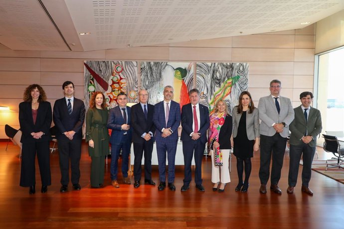 L'Aeroport de Valncia acull la reunió mensual del Consell d'Administració d'Aena