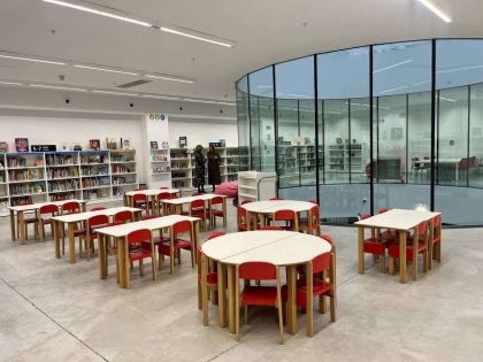 Biblioteca del centro cívico de Salburua
