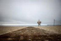 Aviso amarillo este miércoles por oleaje en Almería, Granada y Cádiz con tormentas en el litoral gaditano y el Estrecho