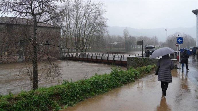 Archivo - Lluvia en Euskadi (archivo)