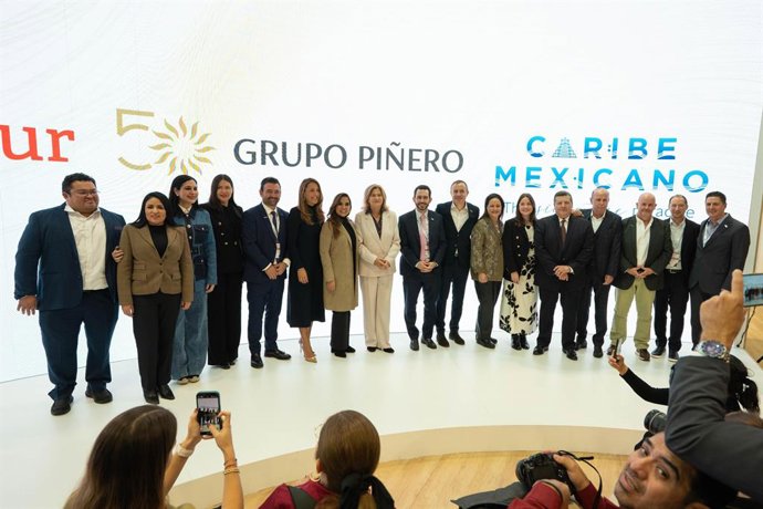 Soltour cierra Fitur 2025 con la celebración de 50 años de trayectoria con mesas redondas y nuevos acuerdos.