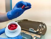 Foto: Farmacia del Macarena fabricará medicamentos para un ensayo que disminuya la fatiga en pacientes con esclerosis múltiple