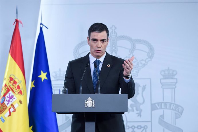 El presidente del Gobierno, Pedro Sánchez, durante una rueda de prensa tras el Consejo de Ministros, en el Complejo de la Moncloa, a 28 de enero de 2025, en Madrid (España). Durante su comparecencia ha informado del nuevo paquete de medidas que ha aprobad